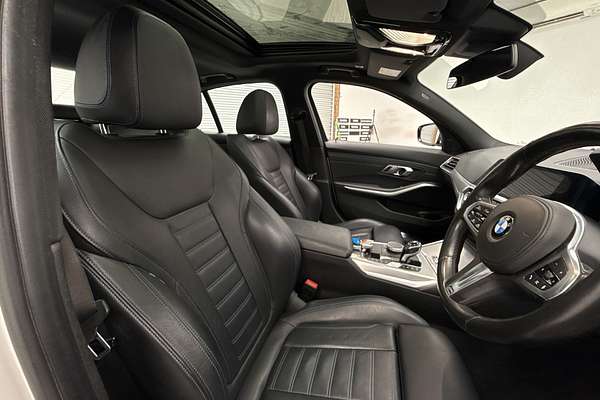 2019 BMW 3 Series 330i M Sport G20