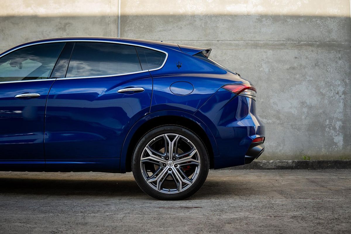 2022 Maserati Levante Modena M161