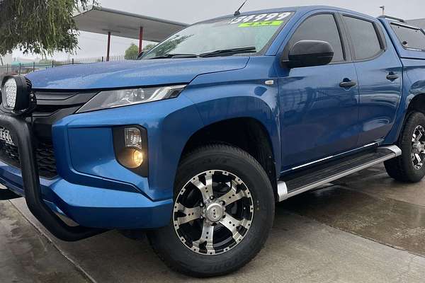 2019 Mitsubishi Triton GLX+ MR 4X4