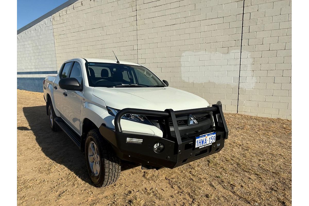 2022 Mitsubishi Triton GLX+ MR 4X4