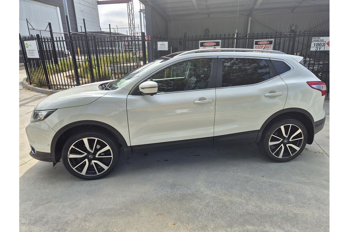 2016 Nissan QASHQAI Ti J11