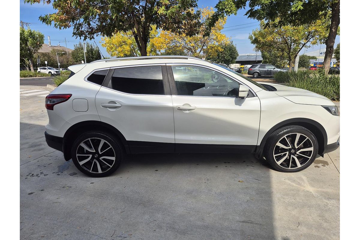 2016 Nissan QASHQAI Ti J11