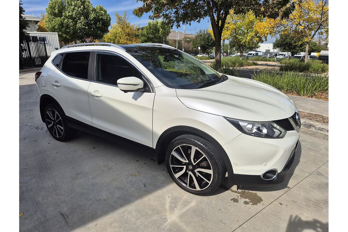 2016 Nissan QASHQAI Ti J11