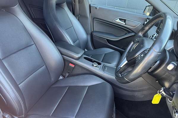 2014 Mercedes-Benz CLA-Class CLA200 C117