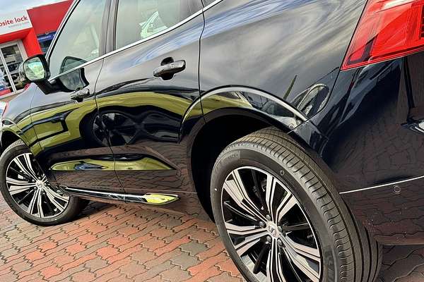2024 Volvo XC60 Ultimate B5 Bright
