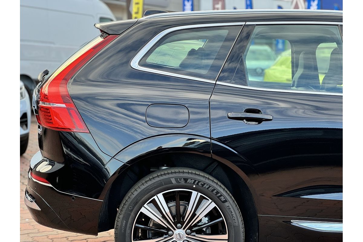 2024 Volvo XC60 Ultimate B5 Bright