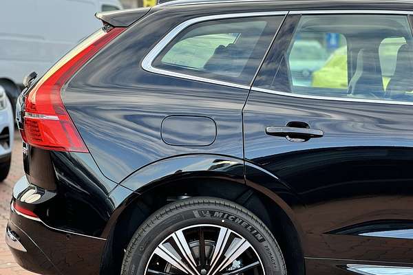 2024 Volvo XC60 Ultimate B5 Bright