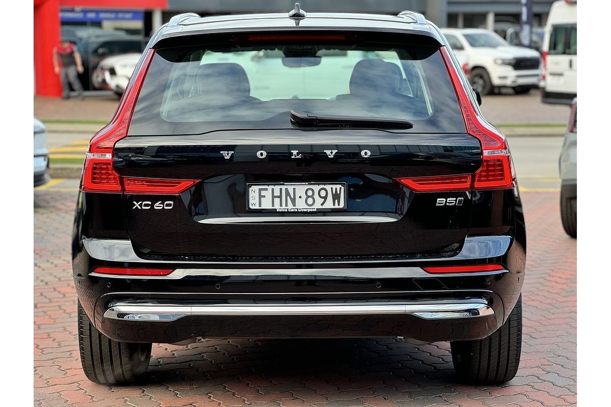 2024 Volvo XC60 Ultimate B5 Bright