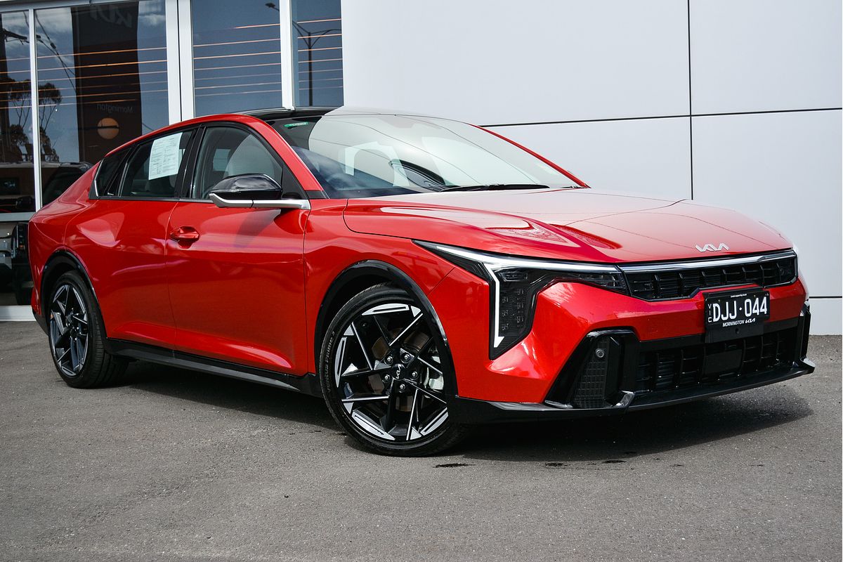 2024 Kia K4 GT-Line CL4m