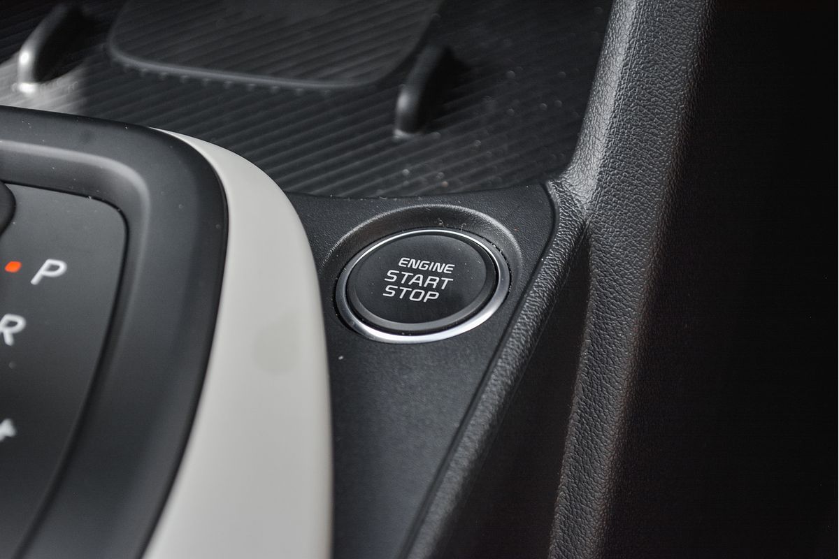 2024 Kia K4 GT-Line CL4m
