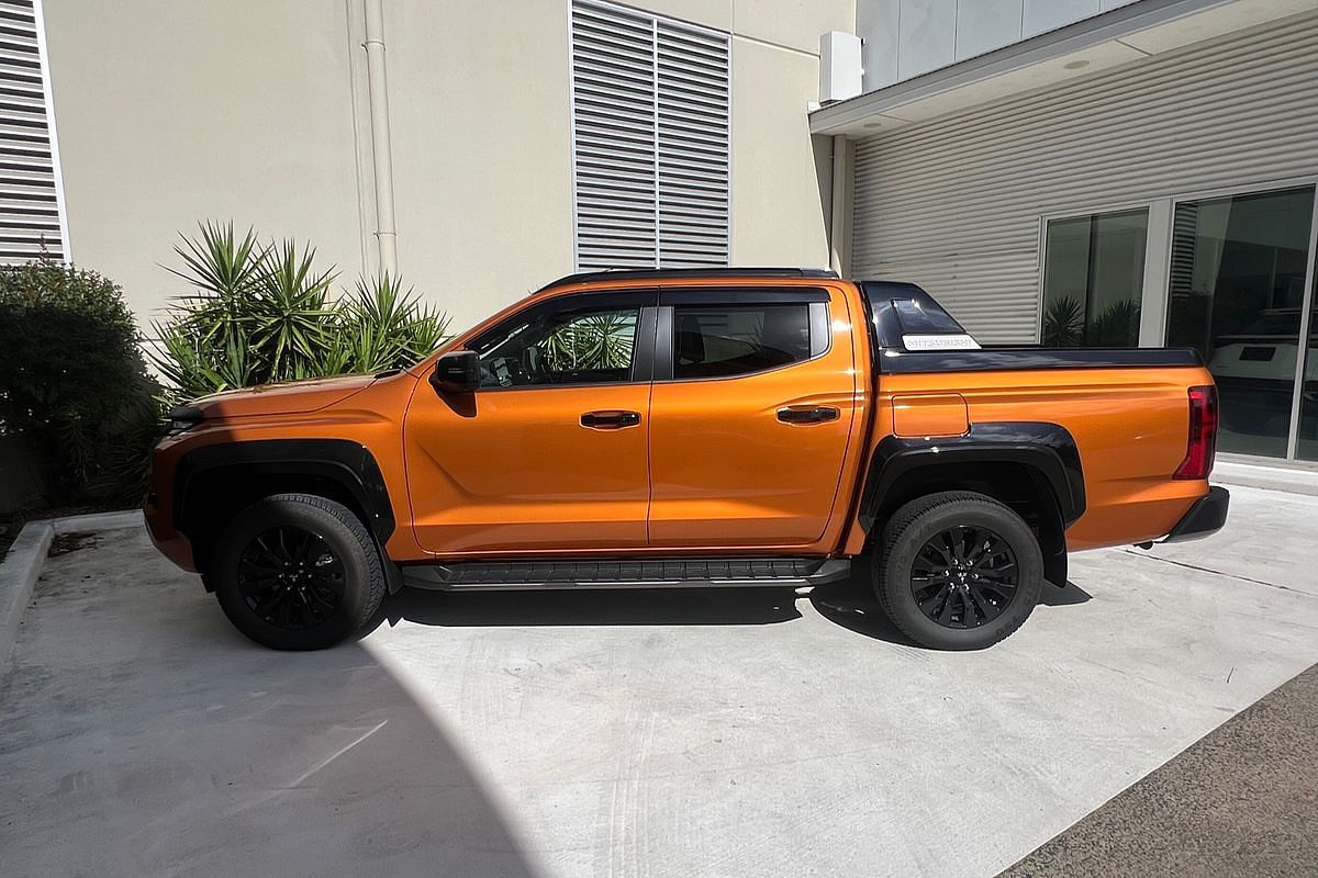 2024 Mitsubishi Triton GSR MV 4X4