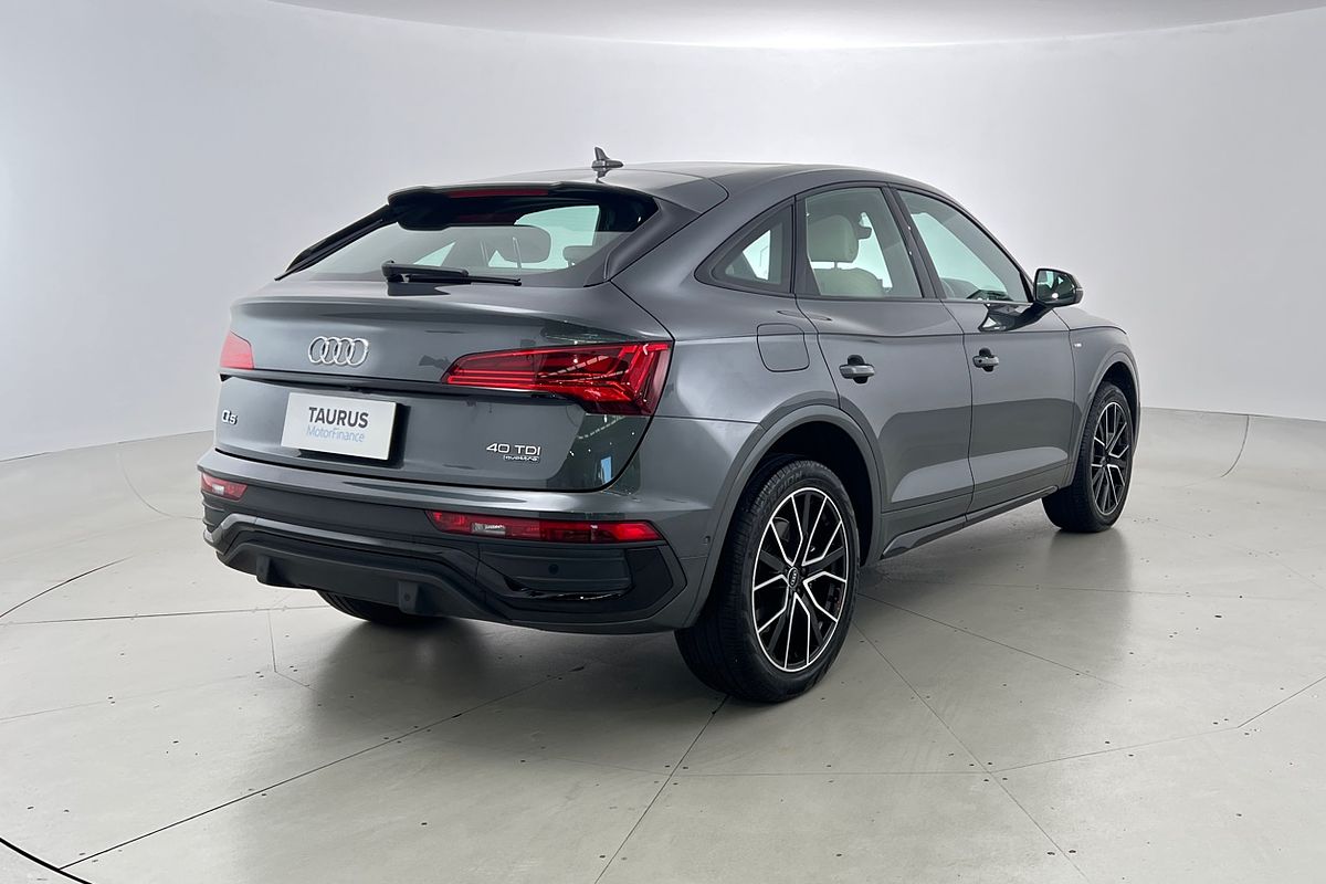 2024 Audi Q5 40 TDI S line FY