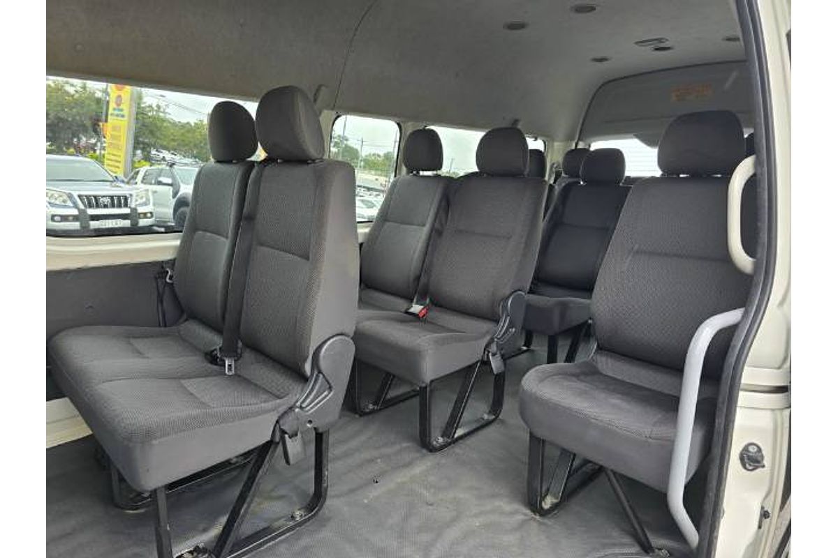2014 Toyota Hiace Commuter TRH223R