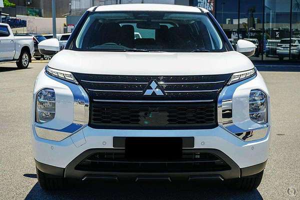 2024 Mitsubishi Outlander ES ZM 2WD