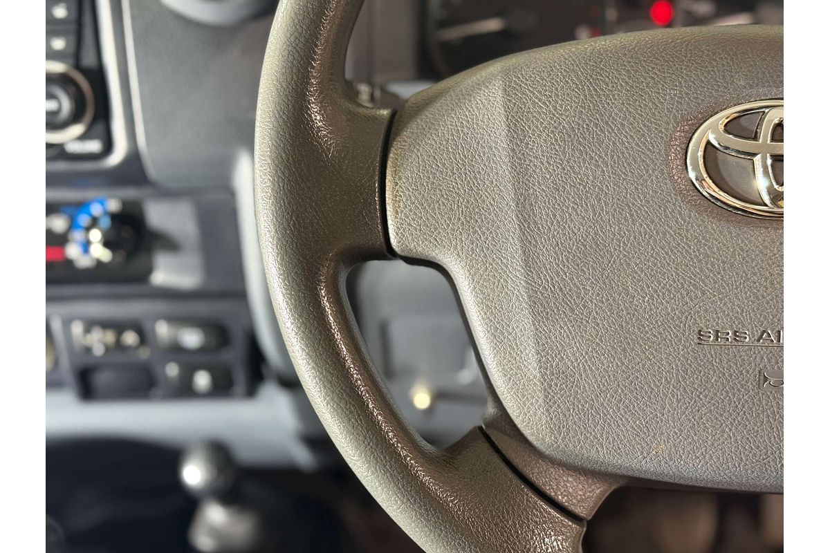 2017 Toyota Landcruiser GXL VDJ76R