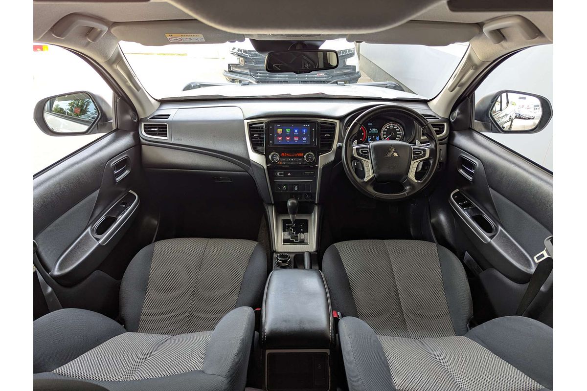 2022 Mitsubishi Triton GLS MR 4X4