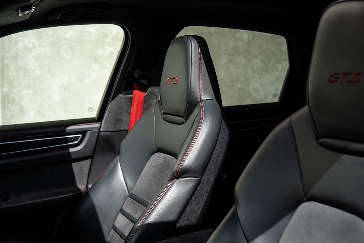 2021 Porsche Cayenne GTS 9YA