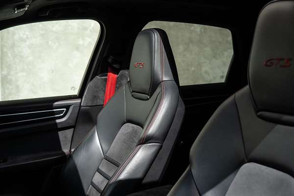 2021 Porsche Cayenne GTS 9YA
