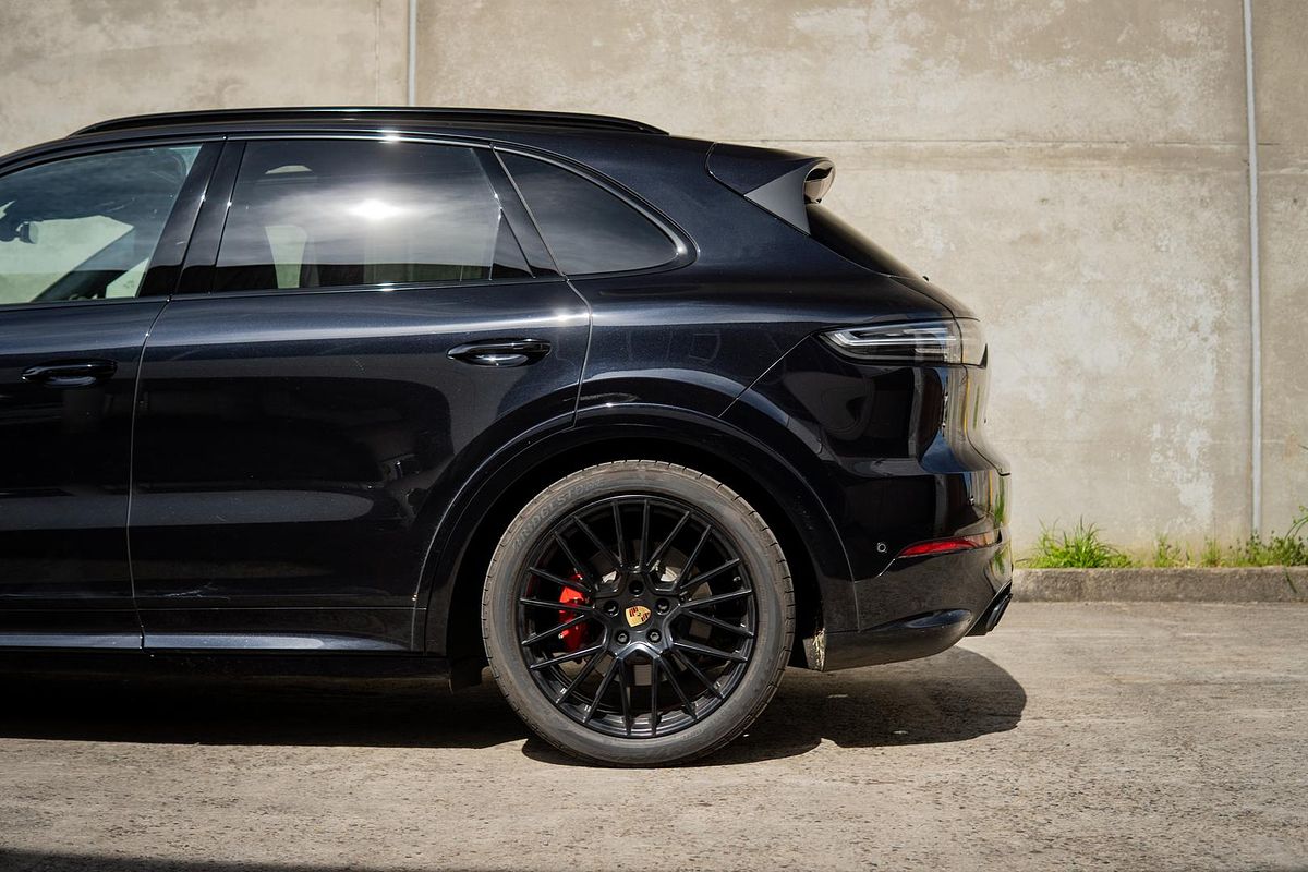 2021 Porsche Cayenne GTS 9YA
