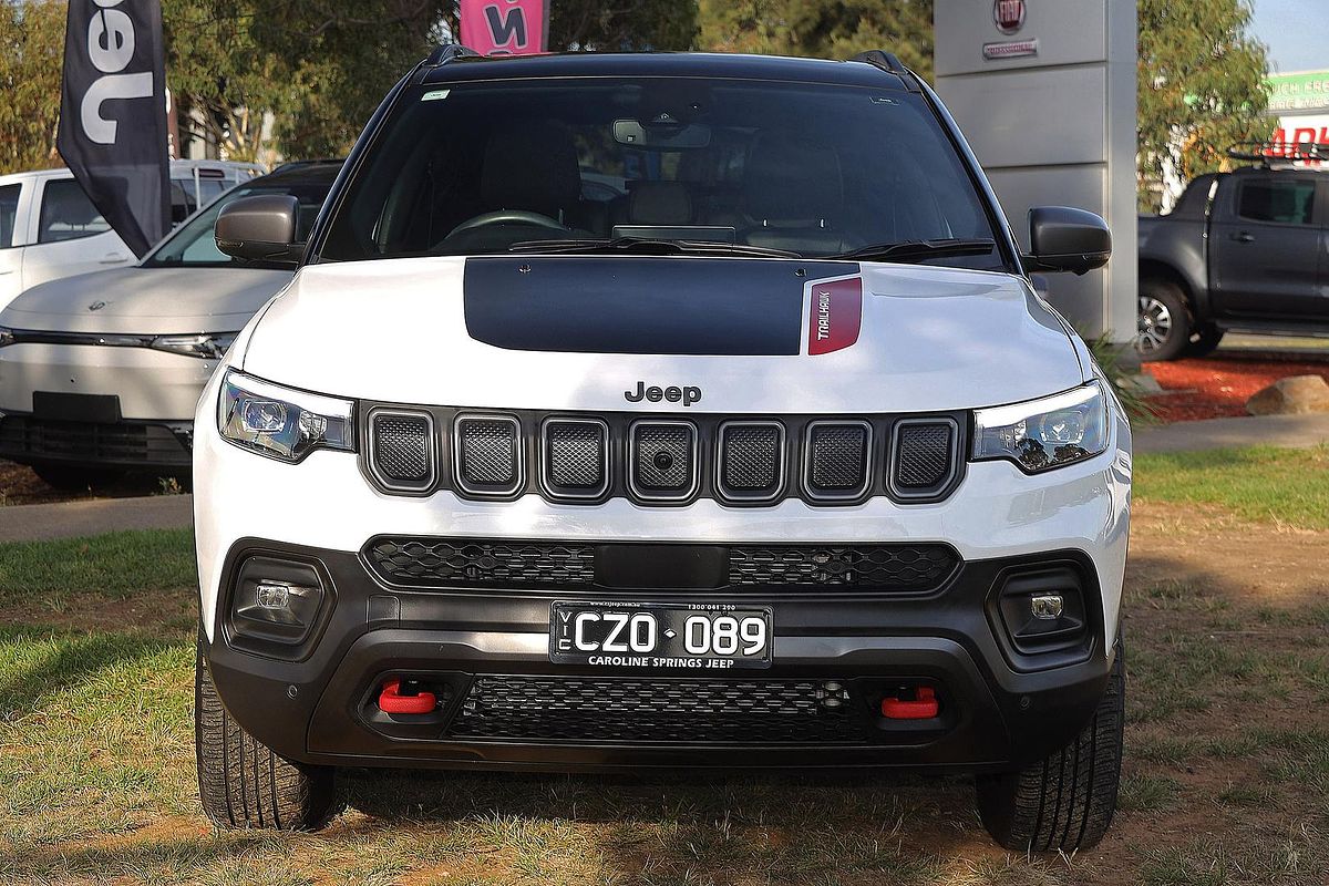 2023 Jeep Compass Trailhawk M6