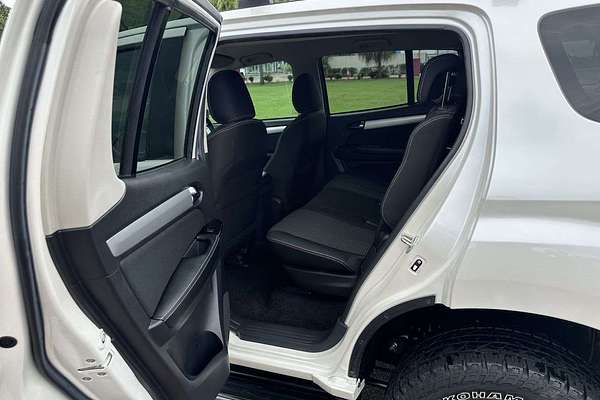 2018 Isuzu MU-X LS-U