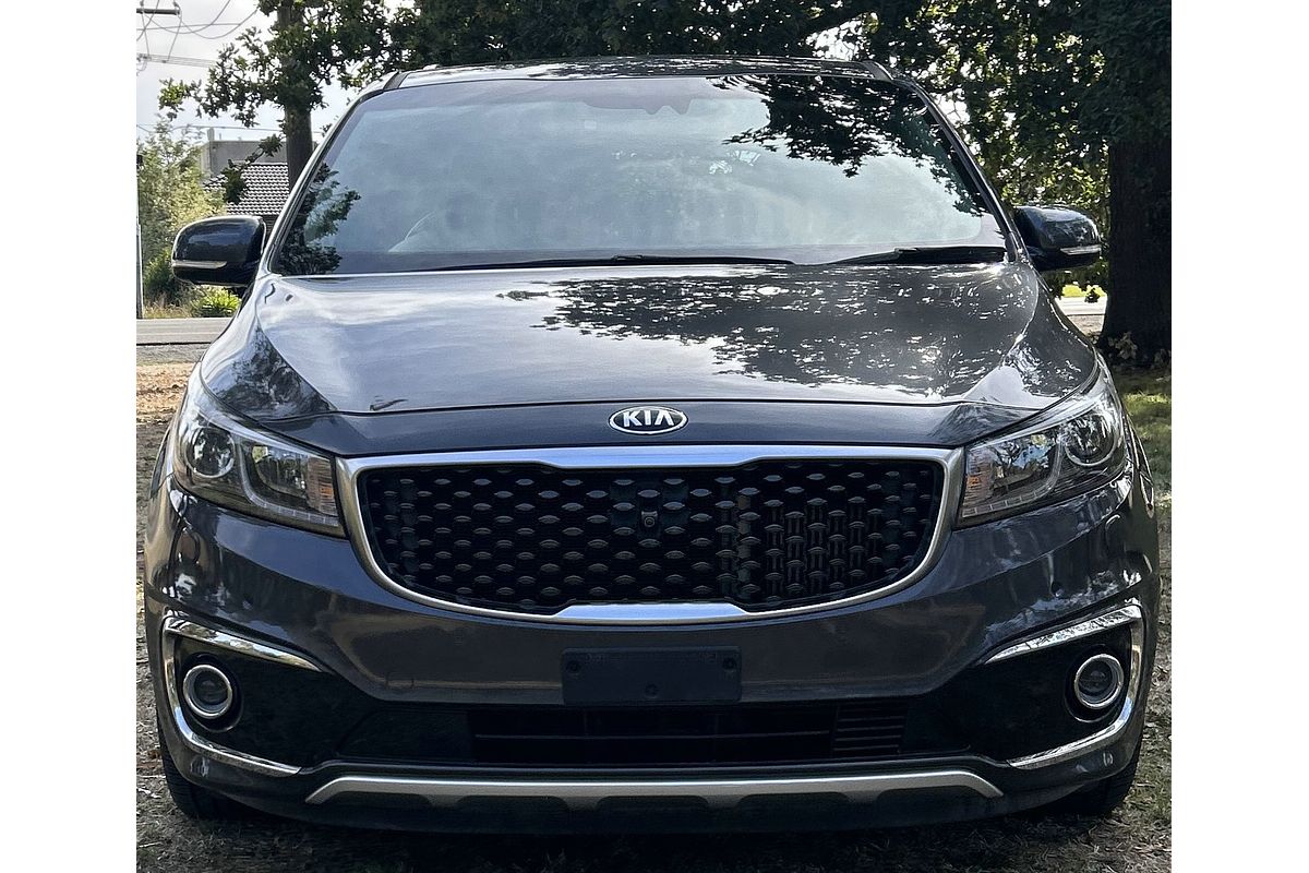 2017 Kia Carnival Platinum YP
