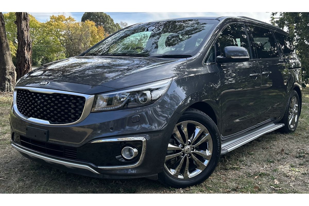 2017 Kia Carnival Platinum YP