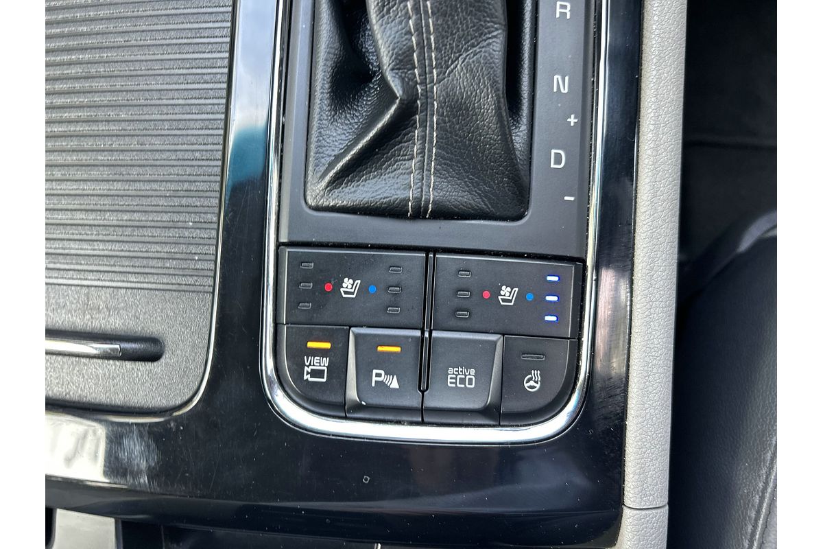 2017 Kia Carnival Platinum YP