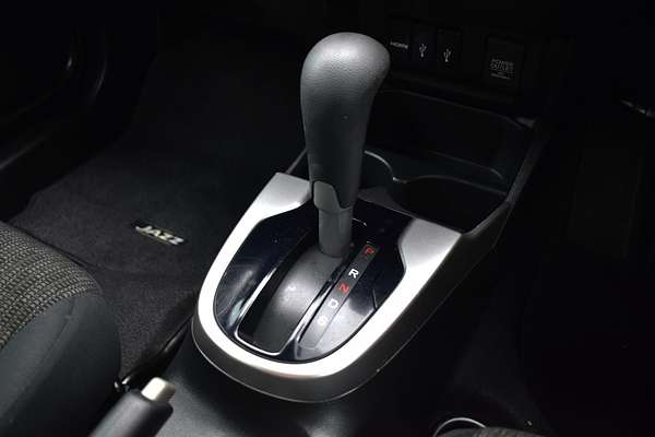 2015 Honda Jazz VTi GF