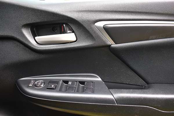2015 Honda Jazz VTi GF
