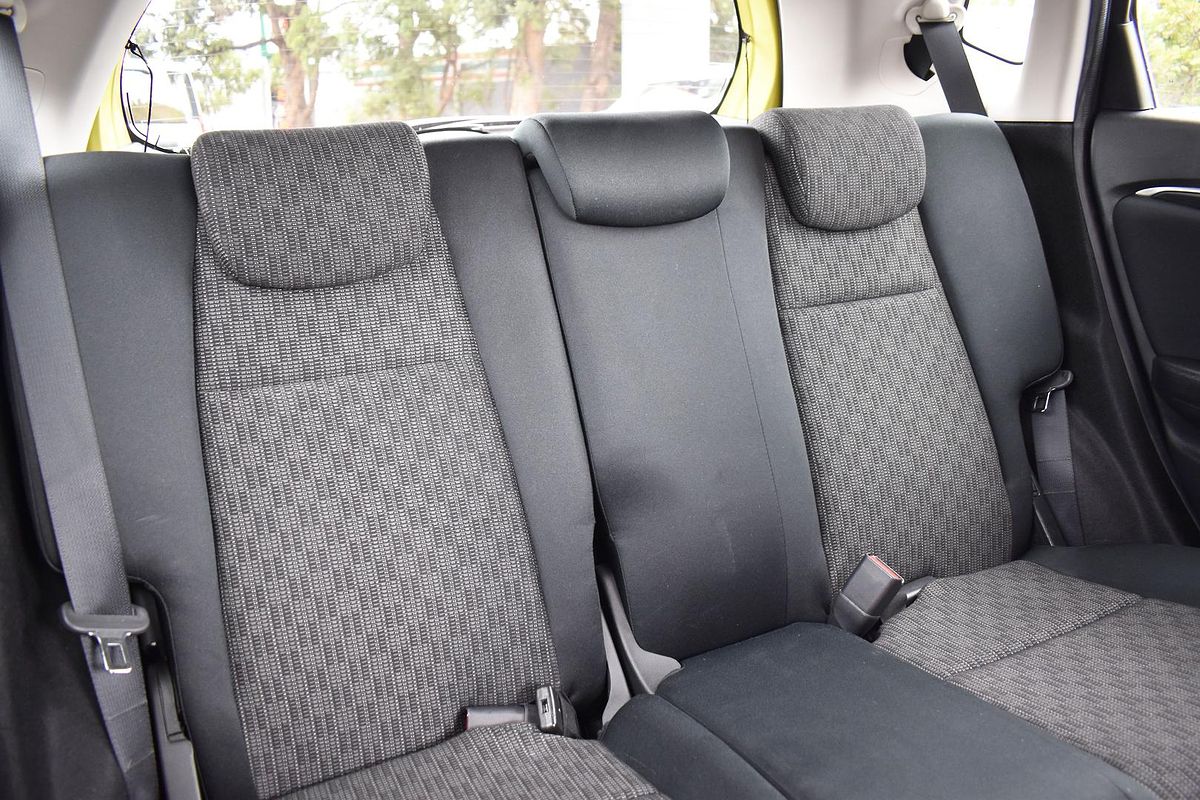 2015 Honda Jazz VTi GF