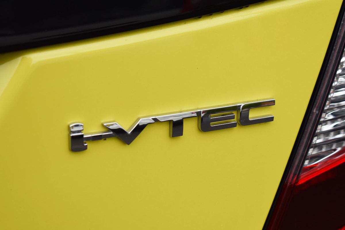 2015 Honda Jazz VTi GF