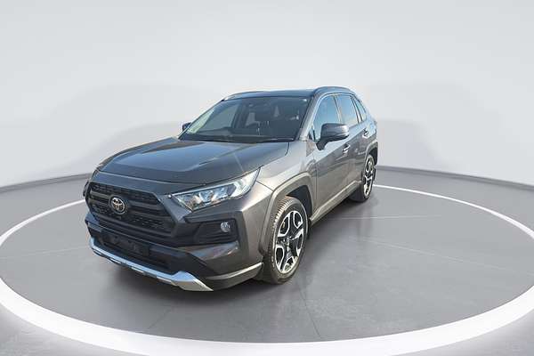 2019 Toyota RAV4 Edge AXAA54R