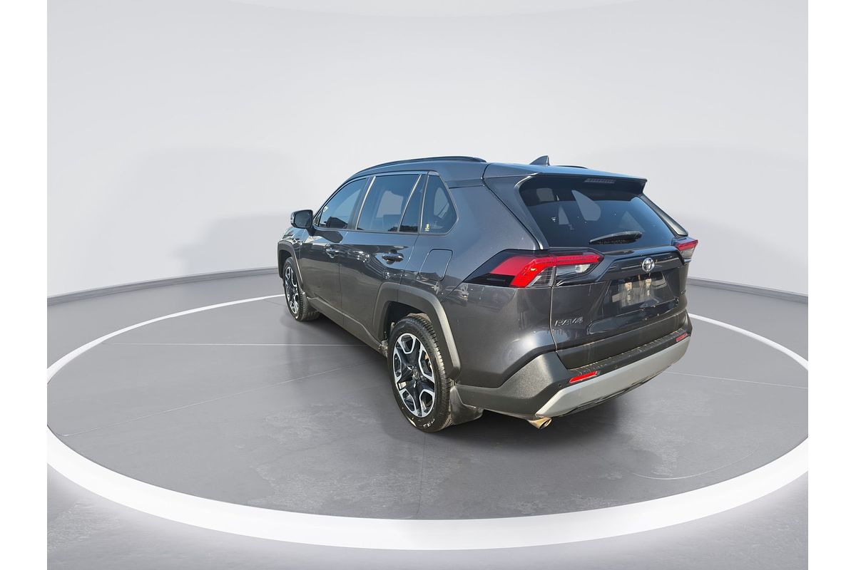 2019 Toyota RAV4 Edge AXAA54R