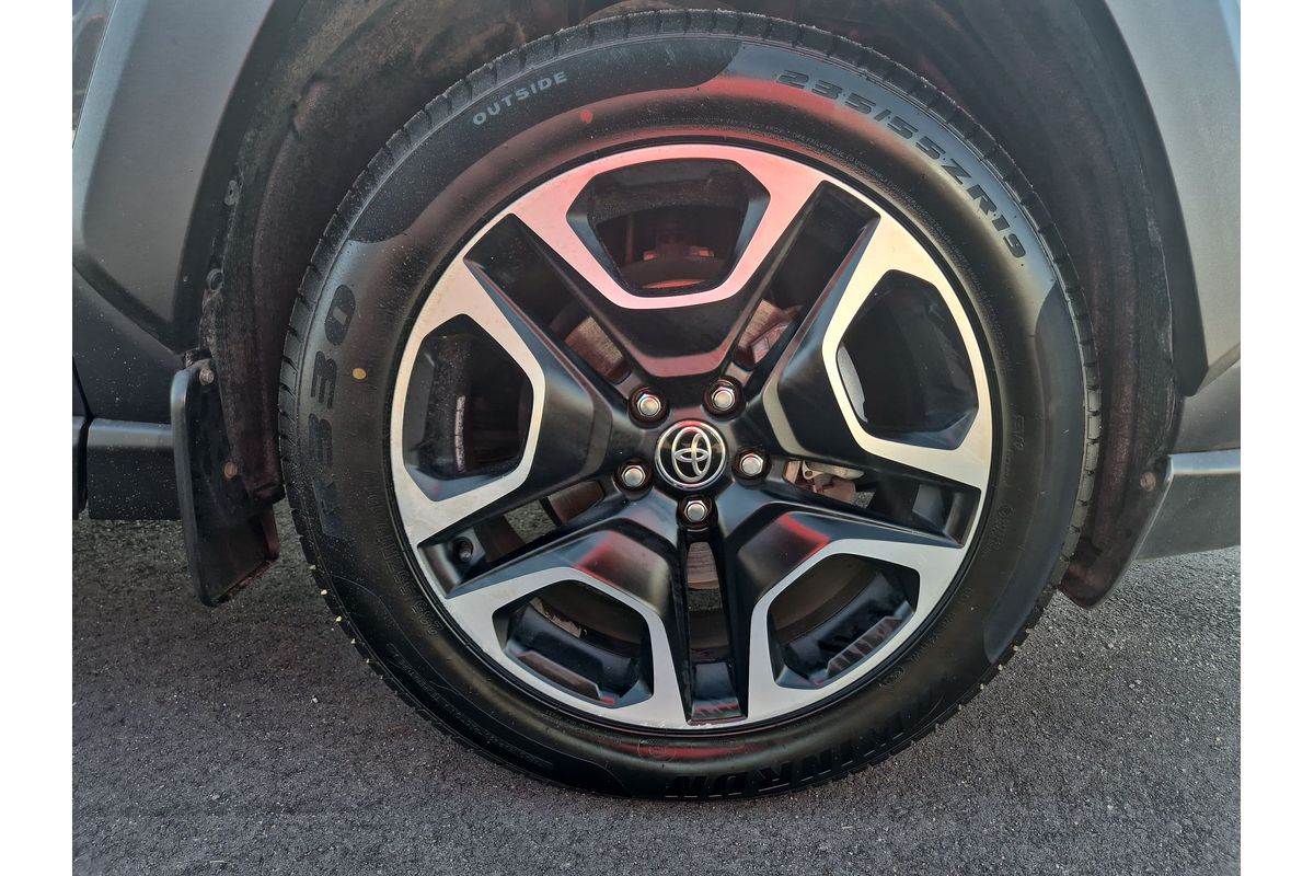 2019 Toyota RAV4 Edge AXAA54R
