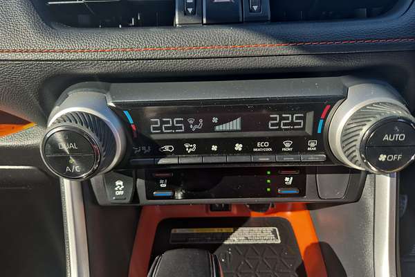 2019 Toyota RAV4 Edge AXAA54R