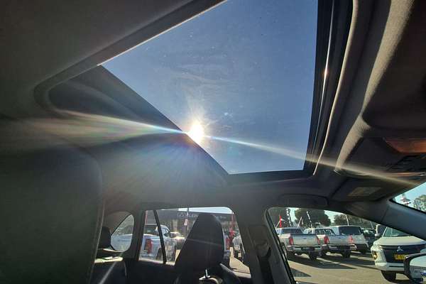 2019 Toyota RAV4 Edge AXAA54R