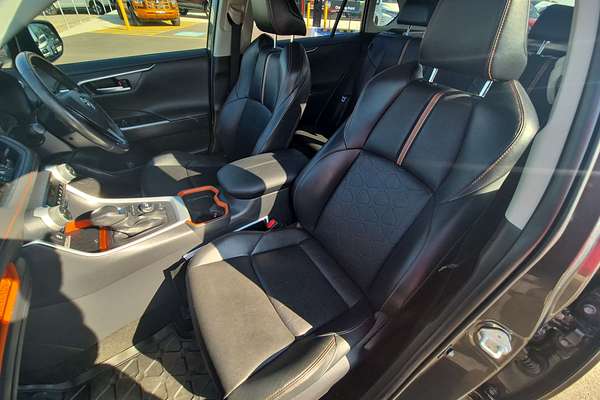2019 Toyota RAV4 Edge AXAA54R
