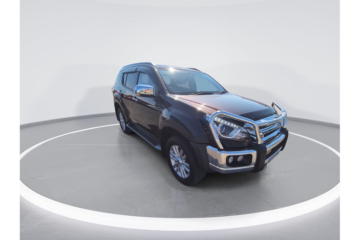 2017 Isuzu MU-X LS-T