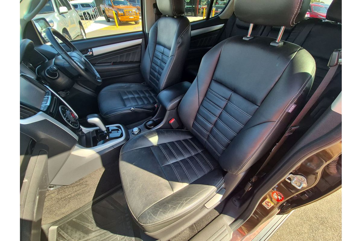 2017 Isuzu MU-X LS-T