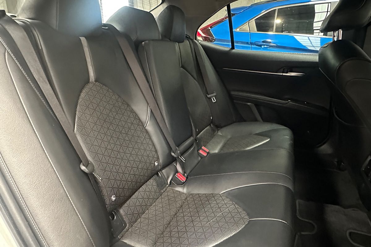 2019 Toyota Camry SX ASV70R