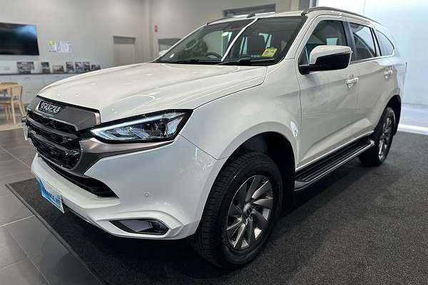 2024 Isuzu MU-X LS-U