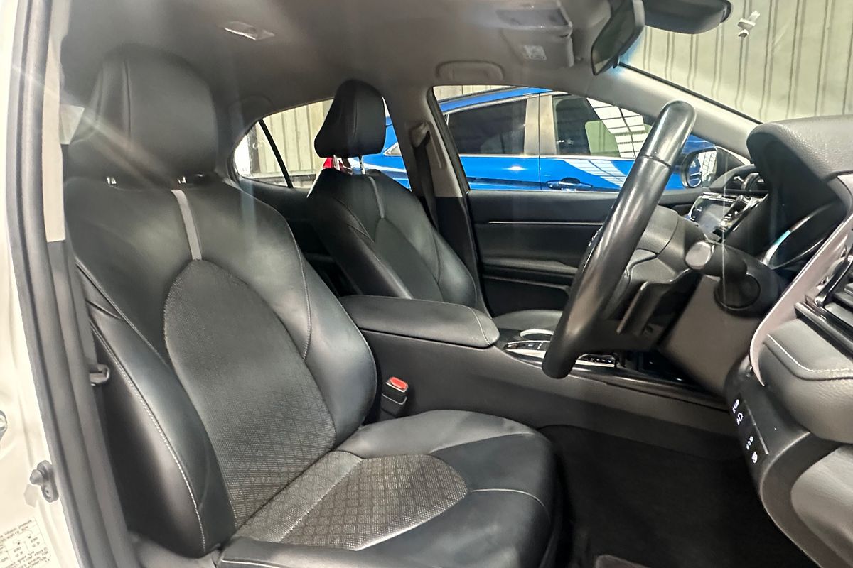 2019 Toyota Camry SX ASV70R