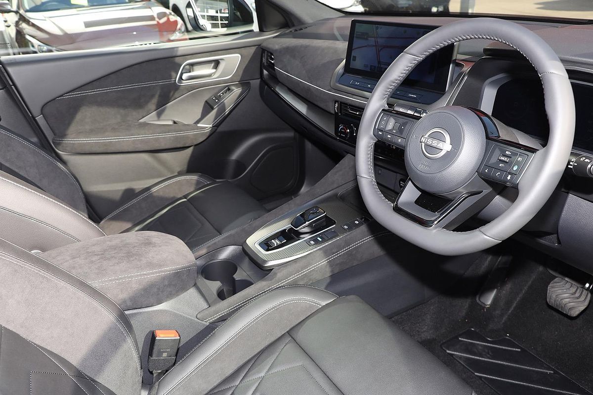 2025 Nissan QASHQAI N-DESIGN e-POWER J12