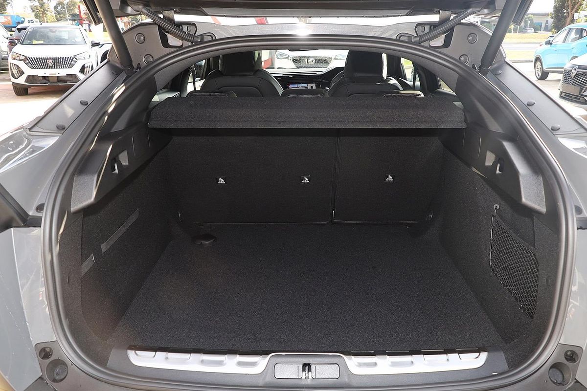 2025 Peugeot 408 GT Premium Hybrid P54