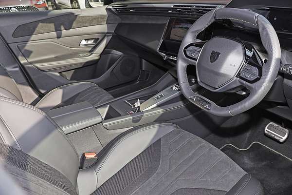 2025 Peugeot 308 GT Hybrid P51
