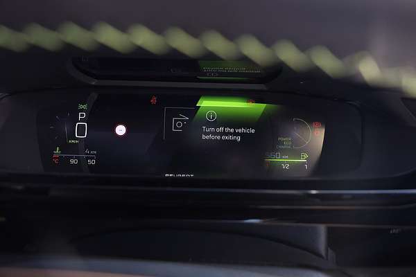 2025 Peugeot 308 GT Hybrid P51