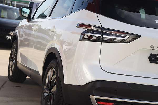 2025 Nissan QASHQAI Ti J12