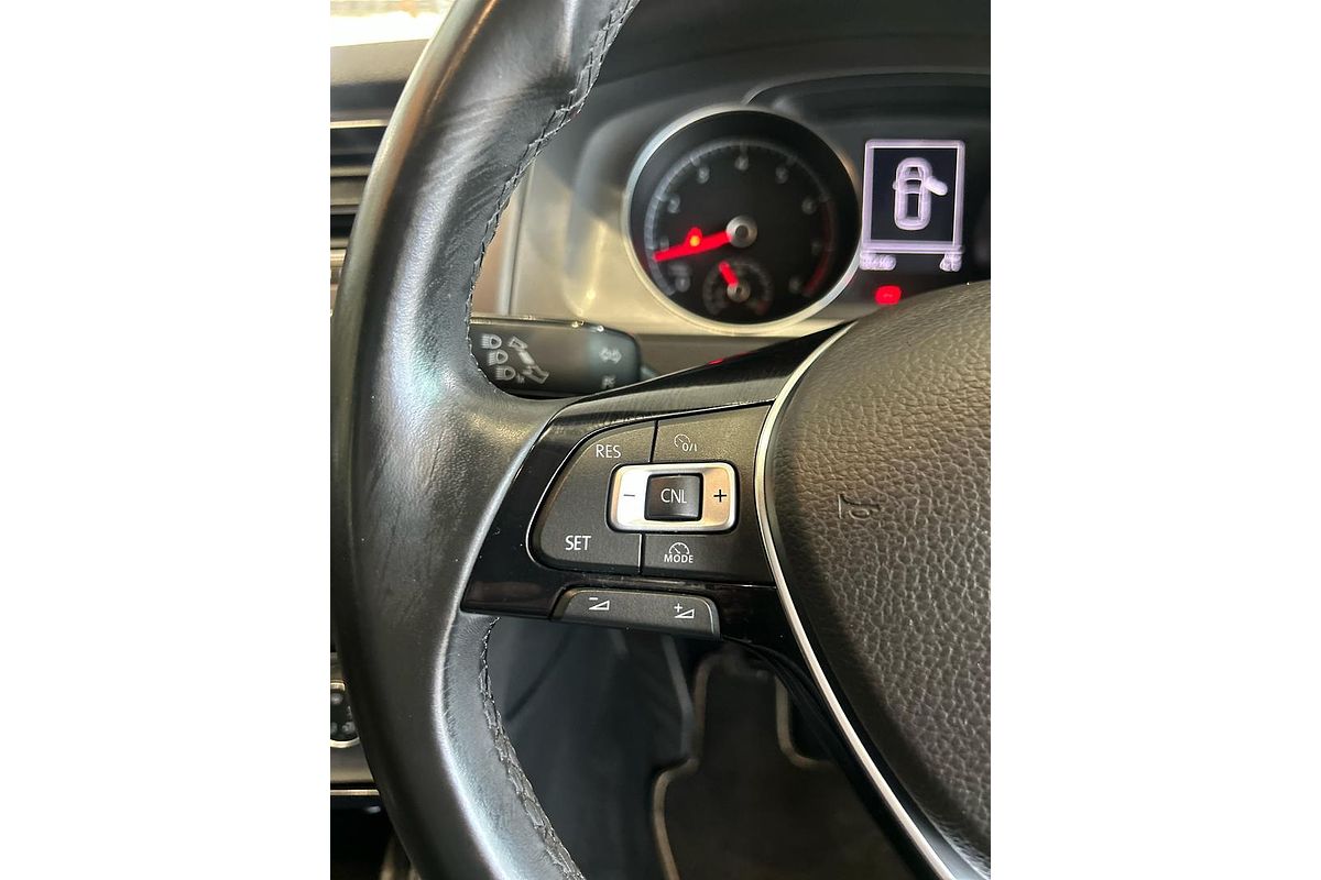2016 Volkswagen Golf 92TSI Trendline 7