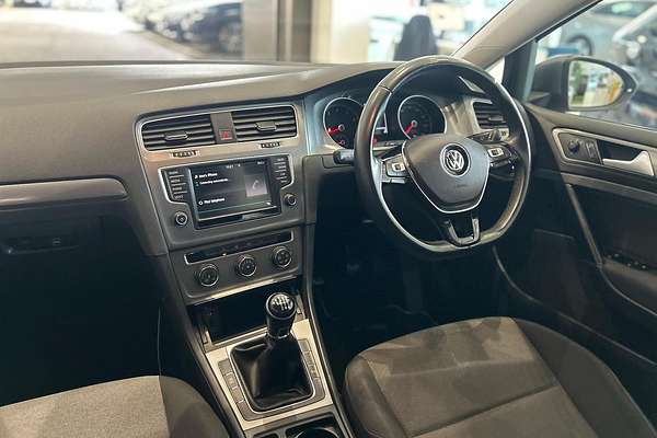 2016 Volkswagen Golf 92TSI Trendline 7